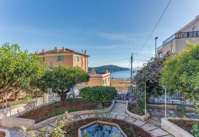 Villa in Villefranche-sur-Mer - VILLA BELLA VISTA BAY VI4488 By Riviera Holiday Homes