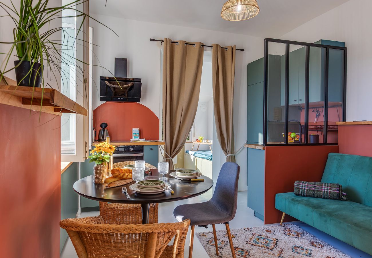 Studio in Villefranche-sur-Mer - STUDIO AZUR AP4487 By Riviera Holiday Homes 