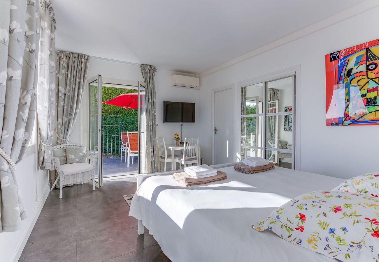 Villa in La Colle-sur-Loup - VILLA LOUPA VI4489 by Riviera Holiday Homes