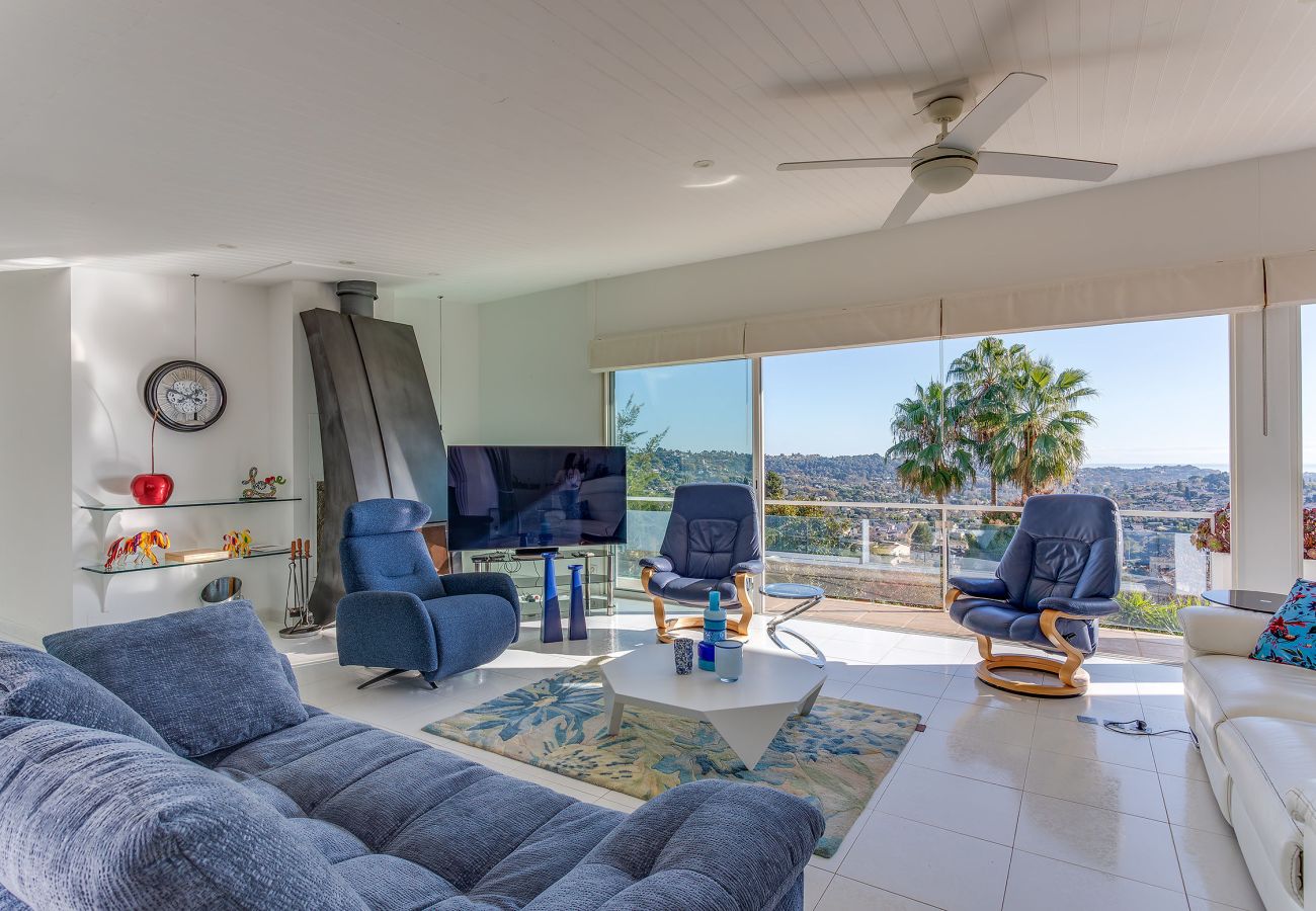 Villa in La Colle-sur-Loup - VILLA LOUPA VI4489 by Riviera Holiday Homes