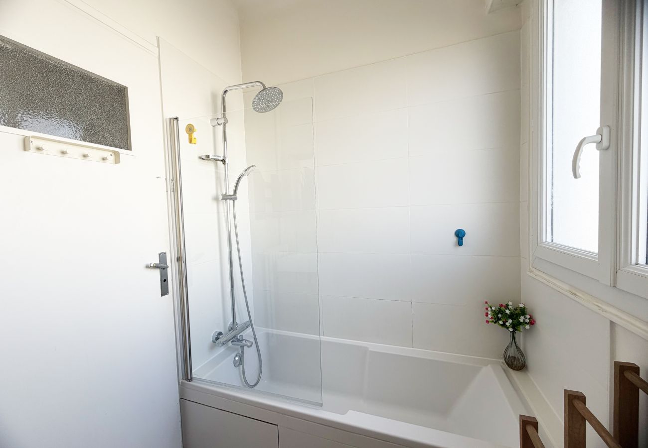 Apartment in Nice - LIBERATION AP4494 by Riviera Holiday Homes 