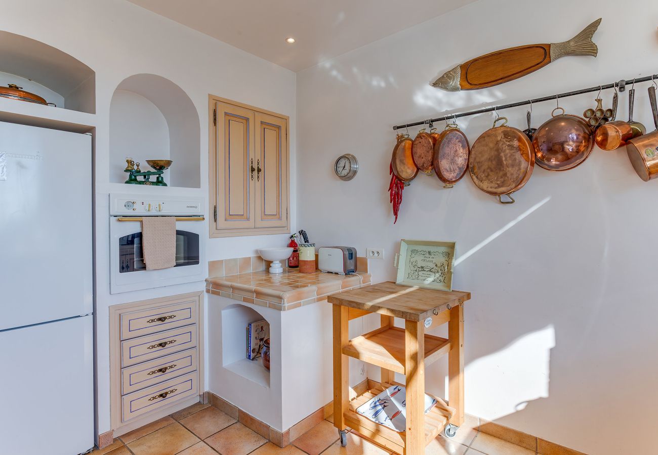 Villa in Vence - MAS ROSE VI4493 by Riviera Holiday Homes