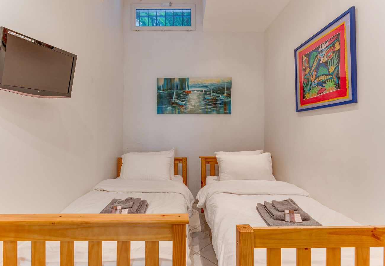 Villa in Vence - MAS ROSE VI4493 by Riviera Holiday Homes