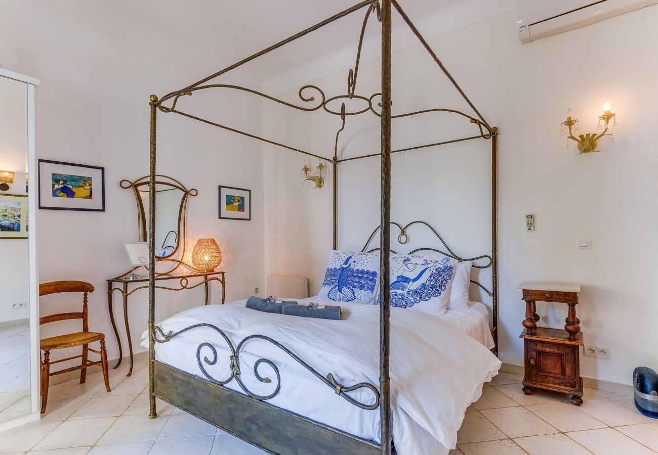 Villa in Vence - MAS ROSE VI4493 by Riviera Holiday Homes