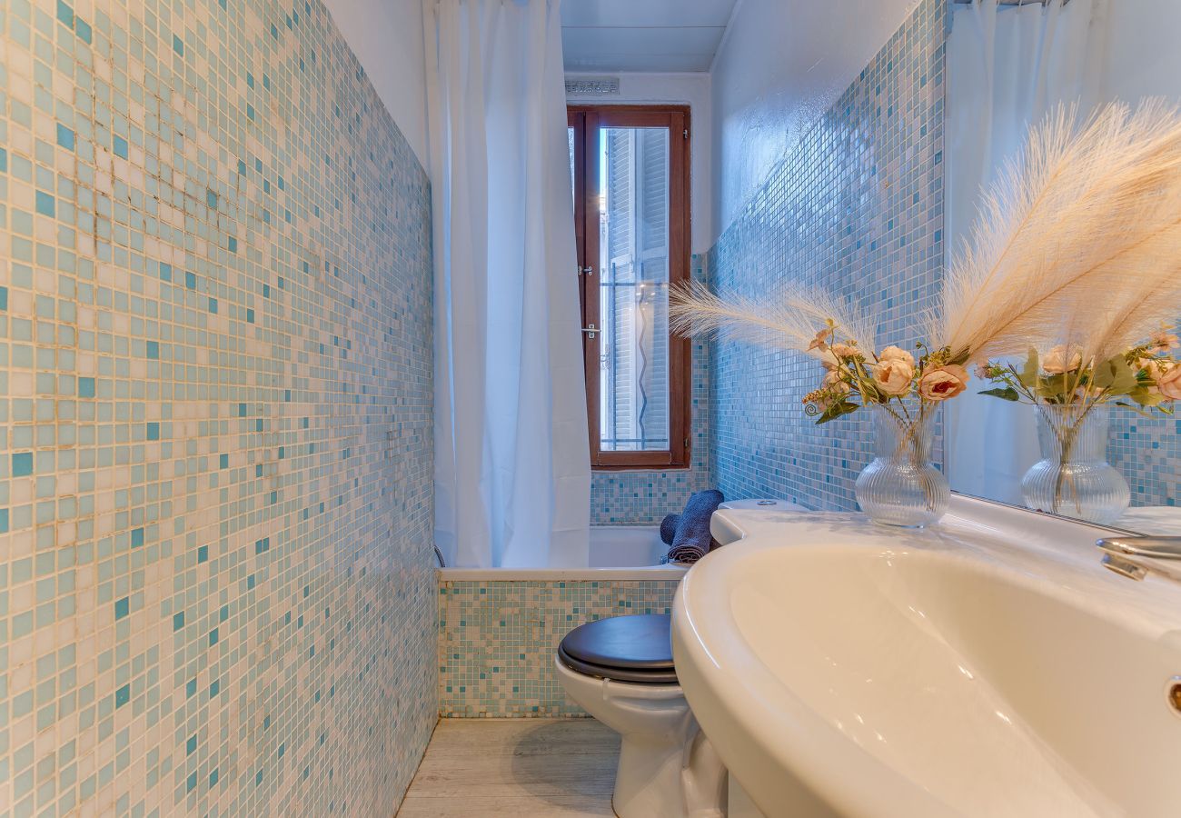 Apartment in Nice - LE CYRNOS AP4499 By Riviera Holiday Homes