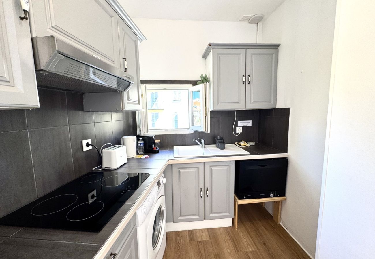 Studio in Nice - VIEUX NICE VISTA AP4503 by Riviera Holiday Homes