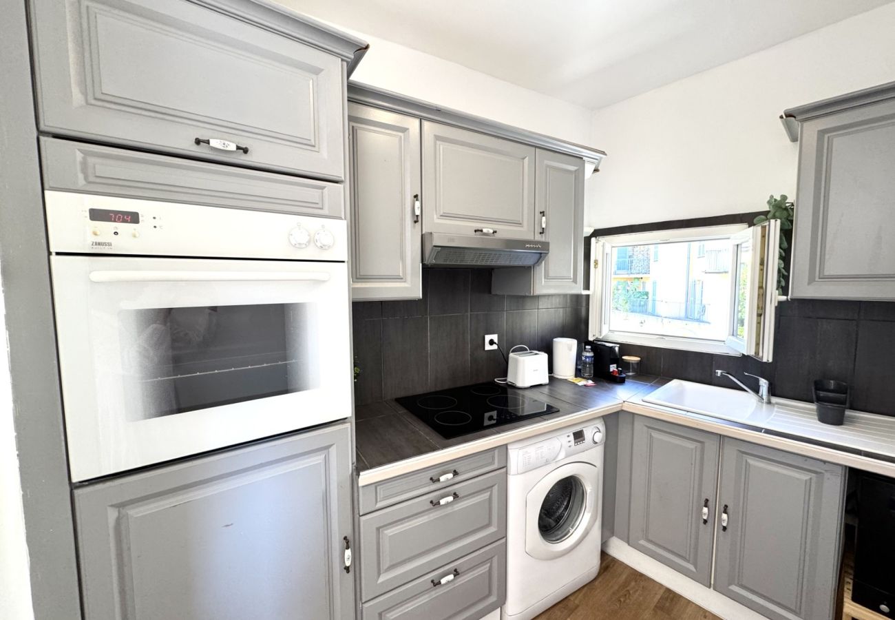 Studio in Nice - VIEUX NICE VISTA AP4503 by Riviera Holiday Homes