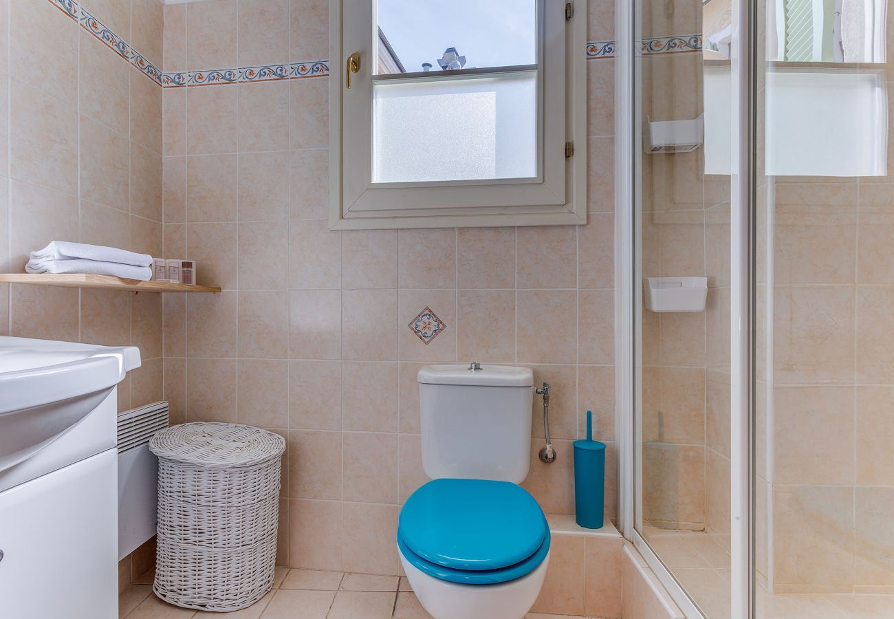 Apartment in Nice - PIAZZA GRIMALDI AP4519 - A/C - 5 min from the beach by Riviera Holiday Homes