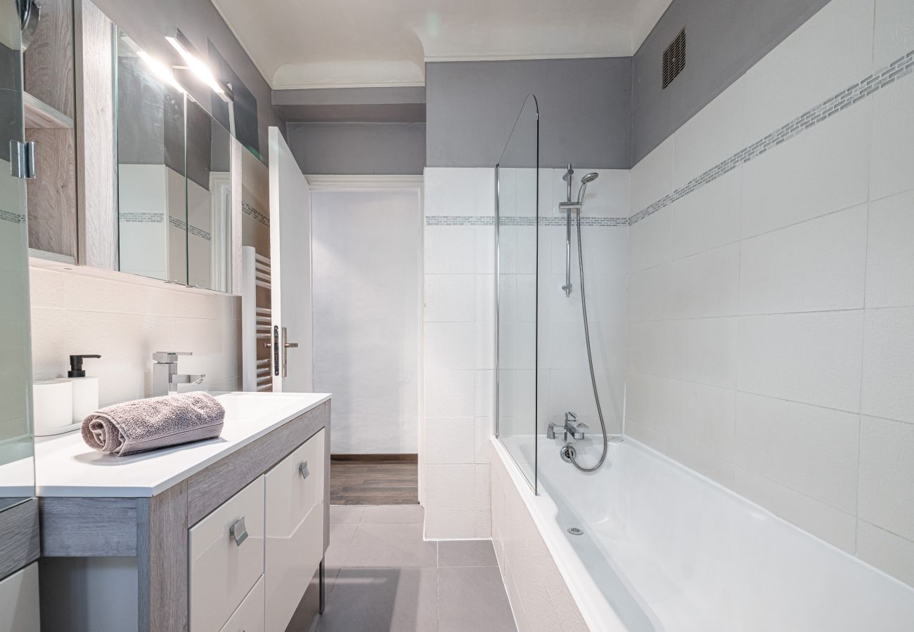 Apartment in Nice - Port Bonaparte 2 AP4525 - Au coeur du Port