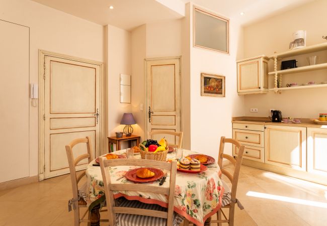 Appartement à Cannes - 4 rue des Frères Pradignac 1103 Appartement à Cannes - 4 rue des Frères Pradignac 1103