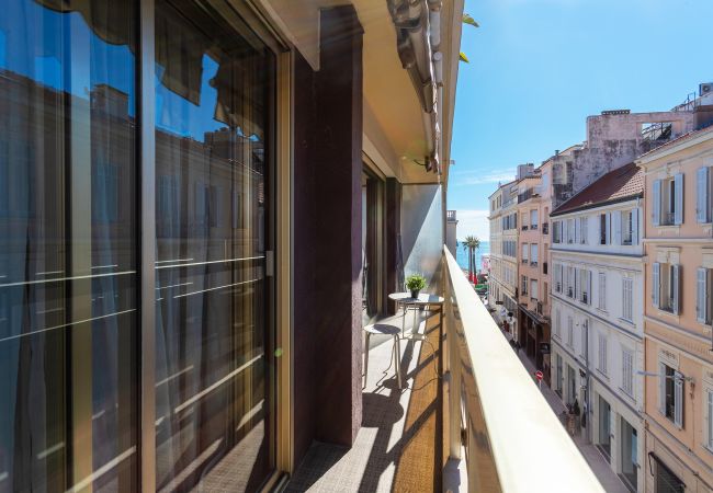 Appartement à Cannes - Appartement Trois pièces  DEB5515 Appartement à Cannes - Appartement Trois pièces  DEB5515
