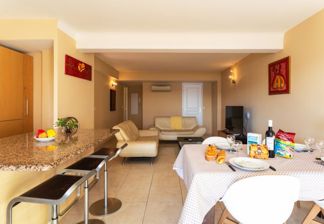 Appartement à Villefranche-sur-Mer - LA MALMAISON , Avec Terrasse vue sur mer by RIVIERA HOLIDAY HOMES Appartement à Villefranche-sur-Mer - LA MALMAISON , Avec Terrasse vue sur mer by RIVIERA HOLIDAY HOMES