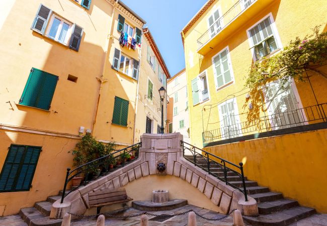 Studio à Villefranche-sur-Mer - LE BELVEDERE ,Très bel appartement avec sa terrasse, vue Mer by RIVIERA HOLIDAY HOMES