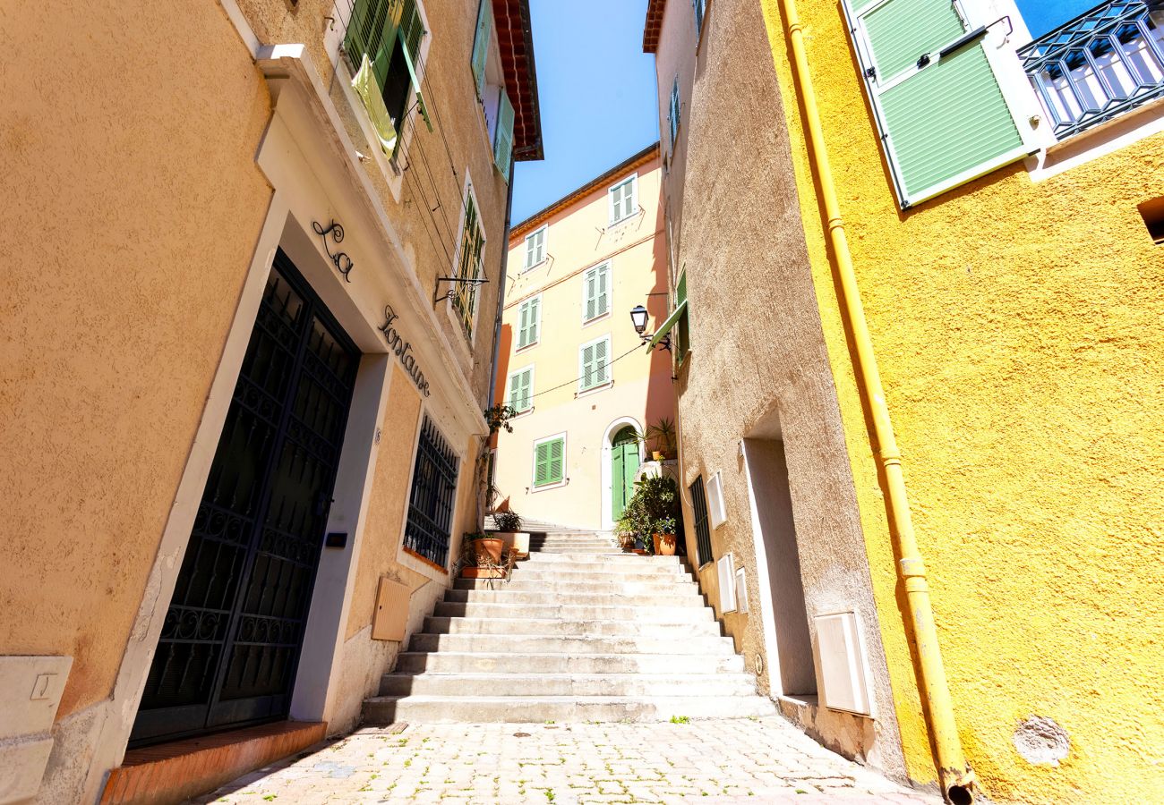 Studio à Villefranche-sur-Mer - LE BELVEDERE ,Très bel appartement avec sa terrasse, vue Mer by RIVIERA HOLIDAY HOMES