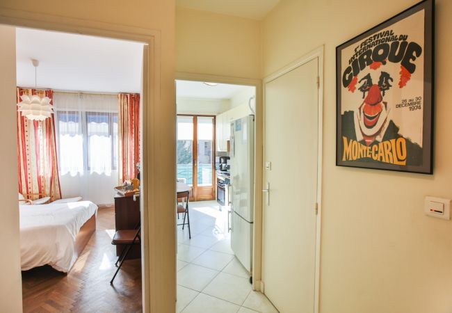 Appartement à Nice -  LE FRANCE-MASSENET, Appartement contemporain avec terrasse by RIVIERA HOLIDAY HOMES  Appartement à Nice -  LE FRANCE-MASSENET, Appartement contemporain avec terrasse by RIVIERA HOLIDAY HOMES