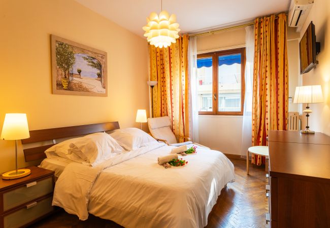 Appartement à Nice -  LE FRANCE-MASSENET, Appartement contemporain avec terrasse by RIVIERA HOLIDAY HOMES  Appartement à Nice -  LE FRANCE-MASSENET, Appartement contemporain avec terrasse by RIVIERA HOLIDAY HOMES