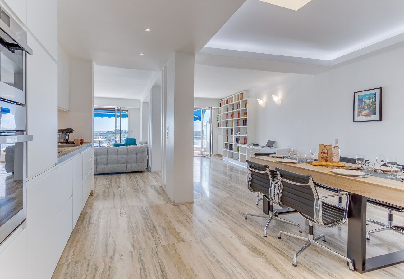 Appartement à Villefranche-sur-Mer - PANORAMIC ESTEREL AP4475 By Riviera Holiday Homes 