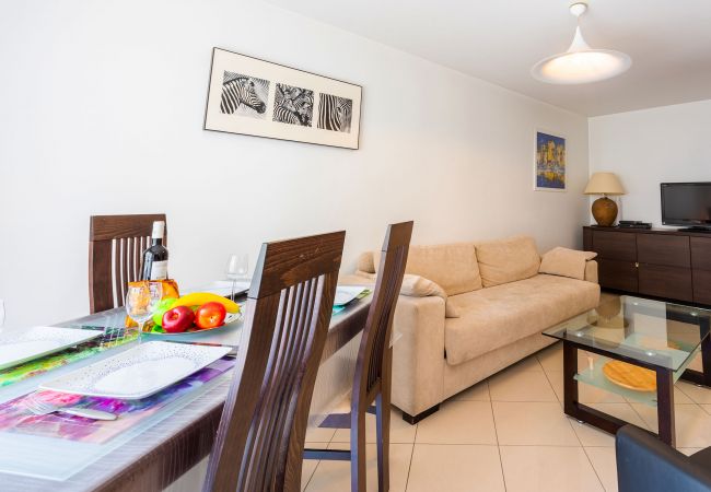 Appartement à Nice -  PALAIS LIBERTE,  Appartement avec terrasse, proche plage  by RIVIERA HOLIDAY HOMES  Appartement à Nice -  PALAIS LIBERTE,  Appartement avec terrasse, proche plage  by RIVIERA HOLIDAY HOMES