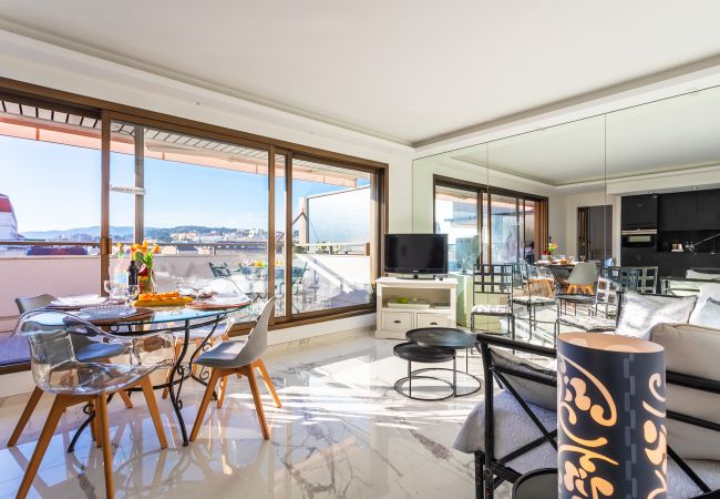 Appartement à Cannes - DEL562