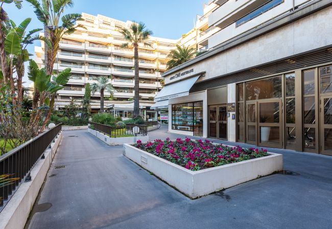 Appartement à Cannes - DEL562