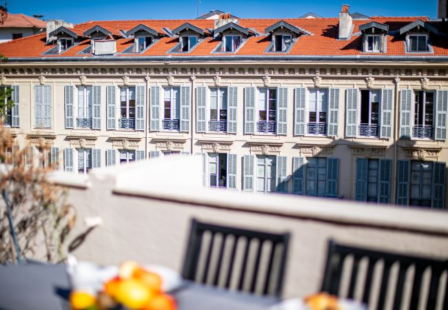 Appartement à Nice -  PALAIS L'ESCURIAL, Appartement avec terrasse, proche du centre ville by RIVIERA HOLIDAY HOMES  Appartement à Nice -  PALAIS L'ESCURIAL, Appartement avec terrasse, proche du centre ville by RIVIERA HOLIDAY HOMES
