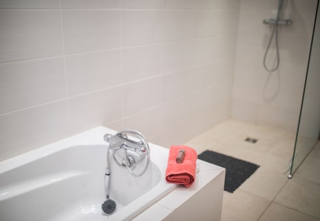 SALLE DE BAIN 3 SALLE DE BAIN 3