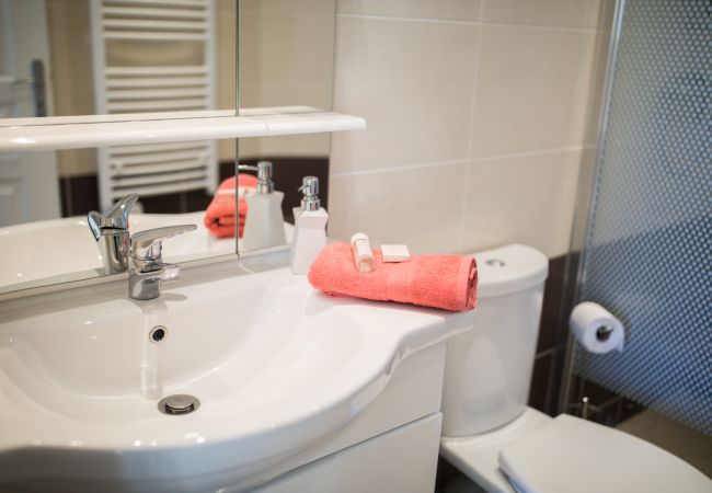 SALLE DE BAIN 4 SALLE DE BAIN 4