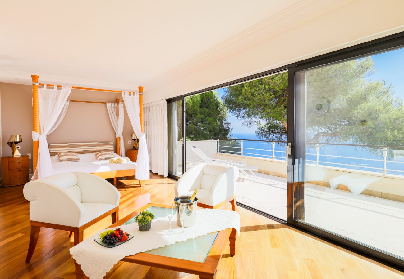 CHAMBRE CHAMBRE