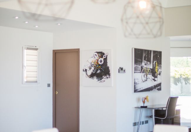 Villa à Nice - LA CORNICHE D'ARGENT, Jardin avec Piscine by RIVIERA HOLIDAY HOMES  Villa à Nice - LA CORNICHE D'ARGENT, Jardin avec Piscine by RIVIERA HOLIDAY HOMES