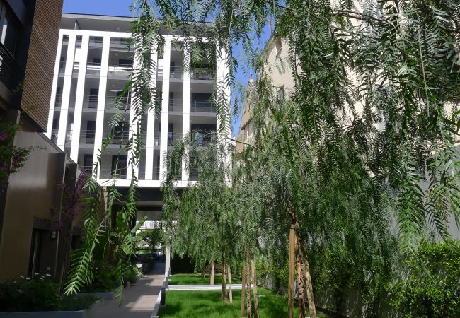 Appartement à Nice -  VICTOR HUGO, Très bel appartement avec terrasse  by RIVIERA HOLIDAY HOMES  Appartement à Nice -  VICTOR HUGO, Très bel appartement avec terrasse  by RIVIERA HOLIDAY HOMES