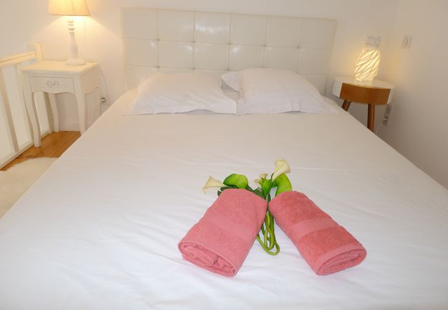 CHAMBRE A COUCHER CHAMBRE