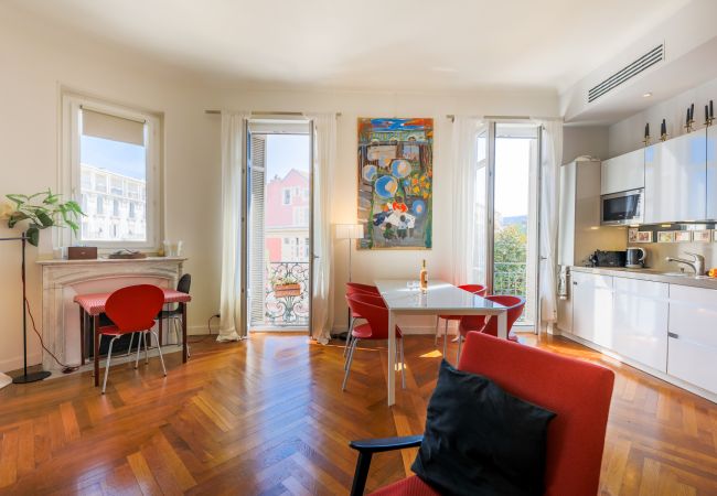 Appartement à Nice -  VICTOR HUGO PALAIS, Bel appartement  BY RIVIERA HOLIDAY HOMES  Appartement à Nice -  VICTOR HUGO PALAIS, Bel appartement  BY RIVIERA HOLIDAY HOMES