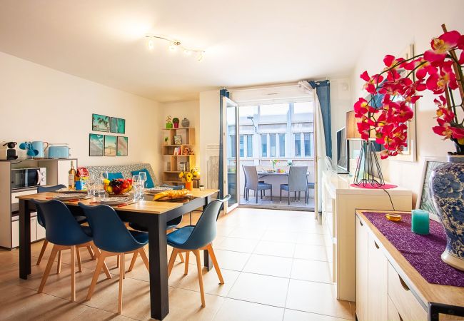 Appartement à Nice - PALAIS OTHELLO, quartier Musiciens by Riviera Holiday Homes Appartement à Nice - PALAIS OTHELLO, quartier Musiciens by Riviera Holiday Homes