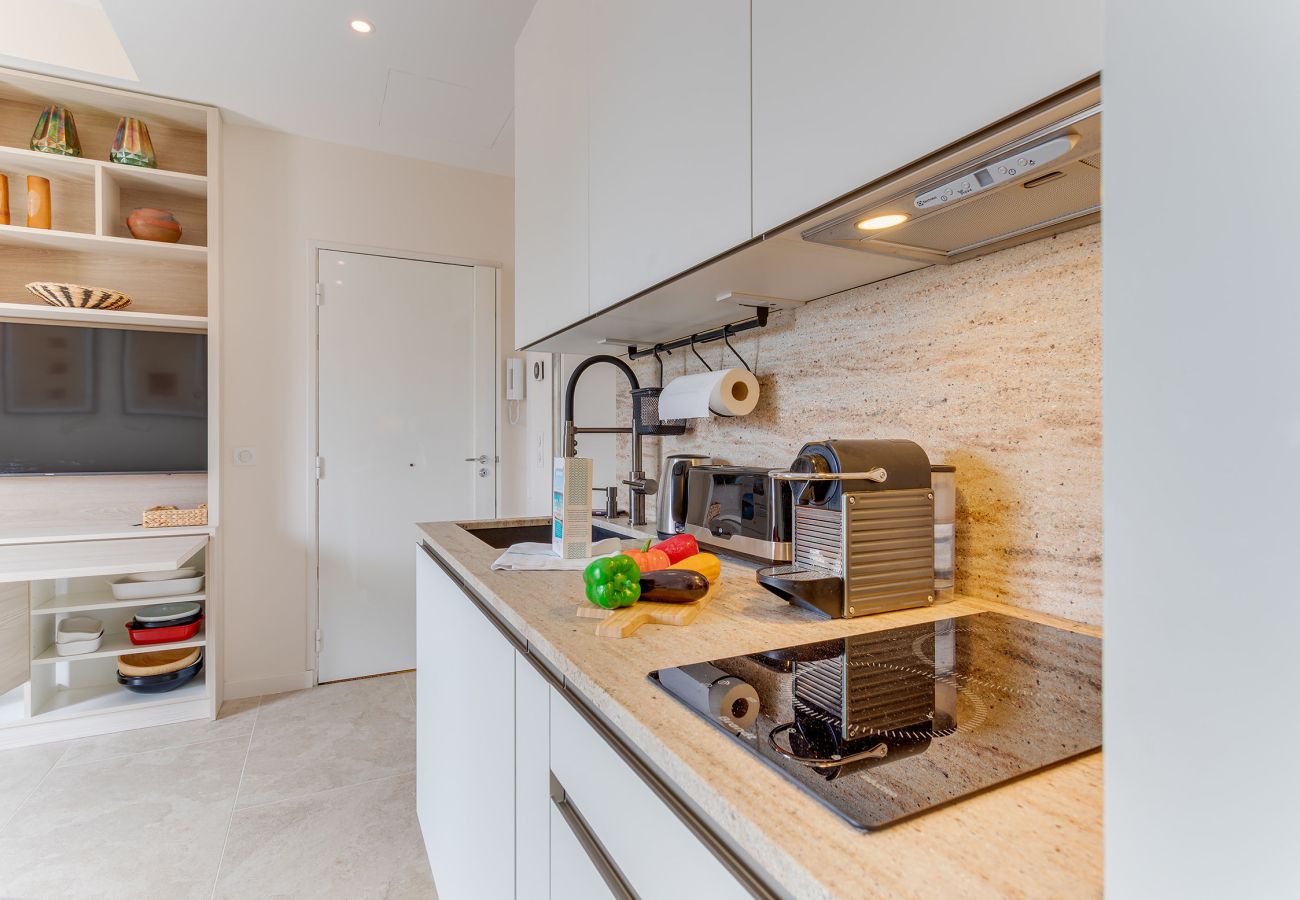 Appartement à Nice - COCO BEACH AP4476 by Riviera Holiday Homes