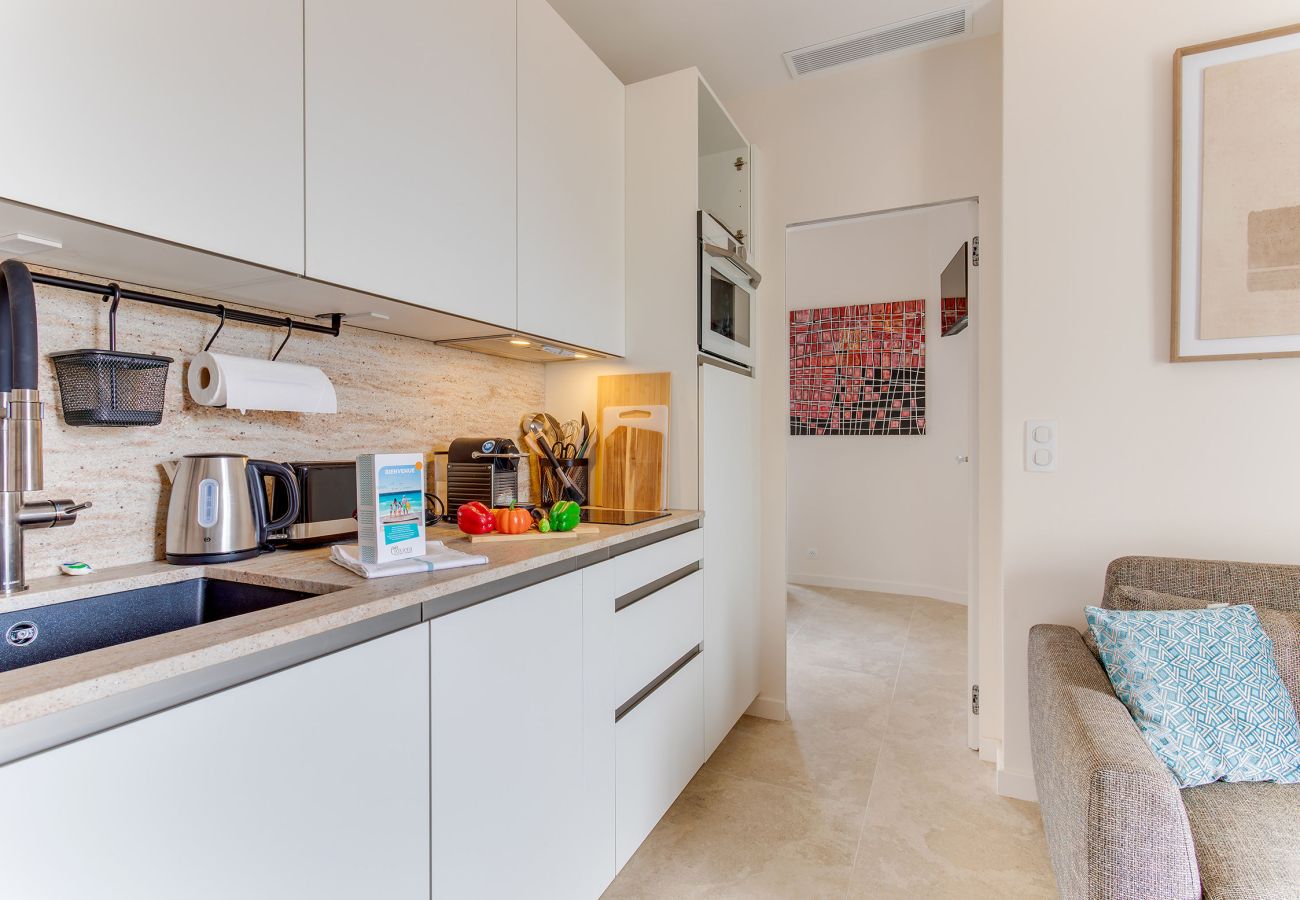 Appartement à Nice - COCO BEACH AP4476 by Riviera Holiday Homes
