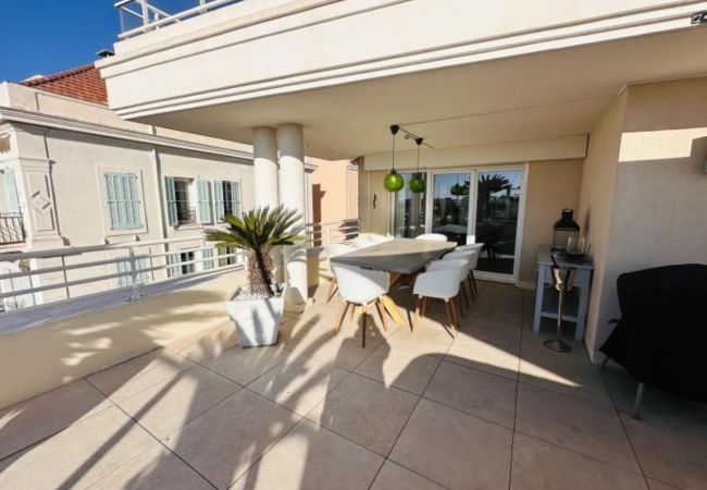 Appartement à Cannes - BRISTOL PARK By RIVIERA HOLIDAY HOMES Appartement à Cannes - BRISTOL PARK By RIVIERA HOLIDAY HOMES