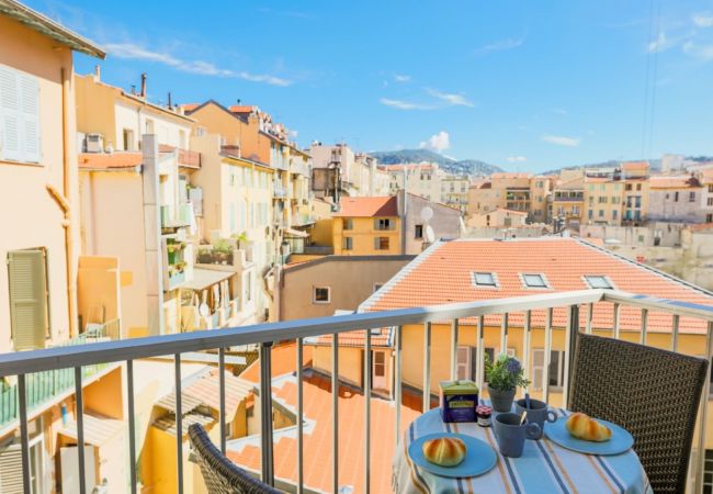 Appartement à Nice - SUEDE 4 By Riviera Holiday Homes Appartement à Nice - SUEDE 4 By Riviera Holiday Homes