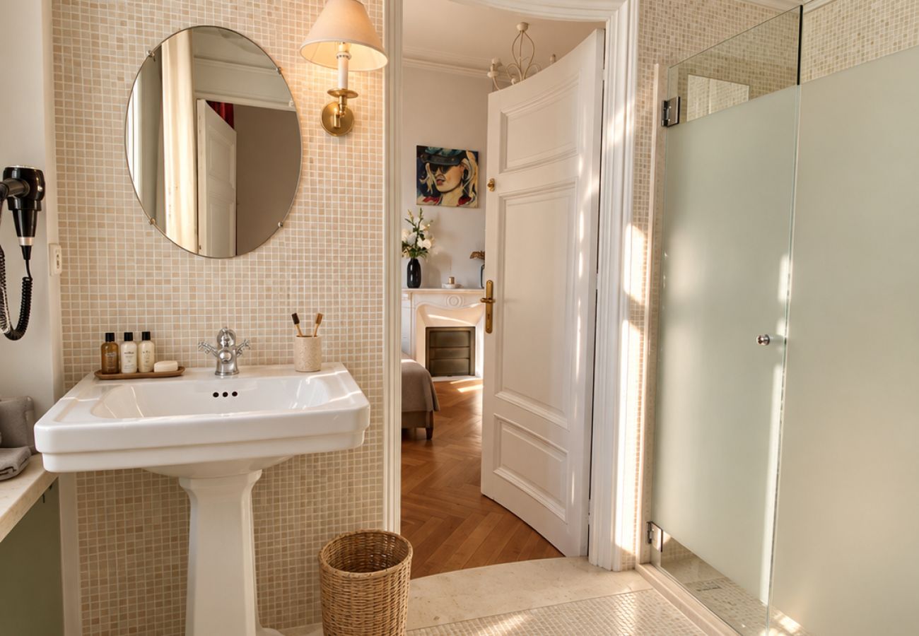 Appartement à Cannes - GAZ5213 ANNA CLAIRE