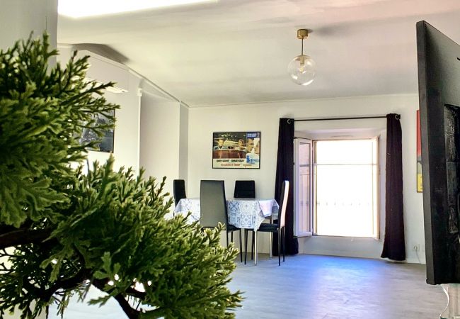 Appartement à Cannes - 48 rue des Serbes top floor Appartement à Cannes - 48 rue des Serbes top floor