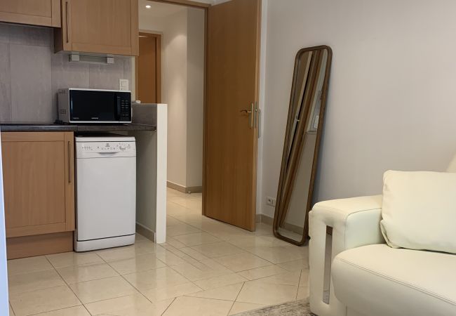 Appartement à Cannes - 12 Mace/Azar12/2P 