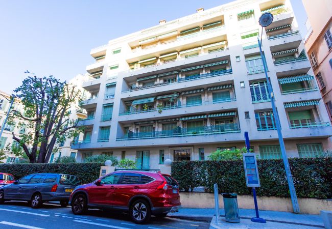 Appartement à Nice - LE TIVOLI centre ville By Riviera Holiday Homes Appartement à Nice - LE TIVOLI centre ville By Riviera Holiday Homes