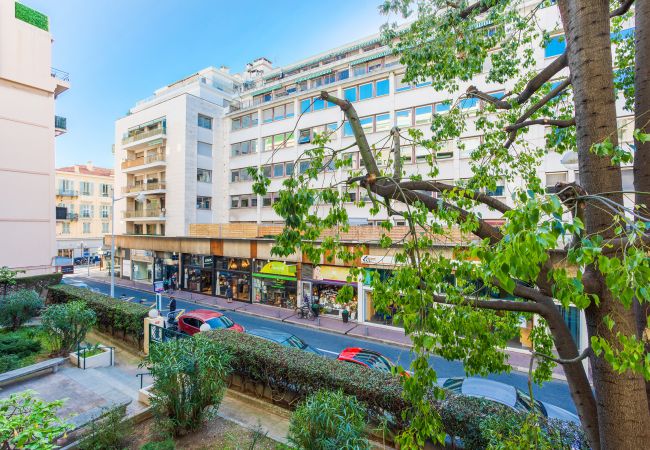 Appartement à Nice - LE TIVOLI centre ville By Riviera Holiday Homes Appartement à Nice - LE TIVOLI centre ville By Riviera Holiday Homes