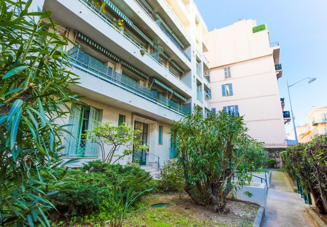 Appartement à Nice - LE TIVOLI centre ville By Riviera Holiday Homes Appartement à Nice - LE TIVOLI centre ville By Riviera Holiday Homes