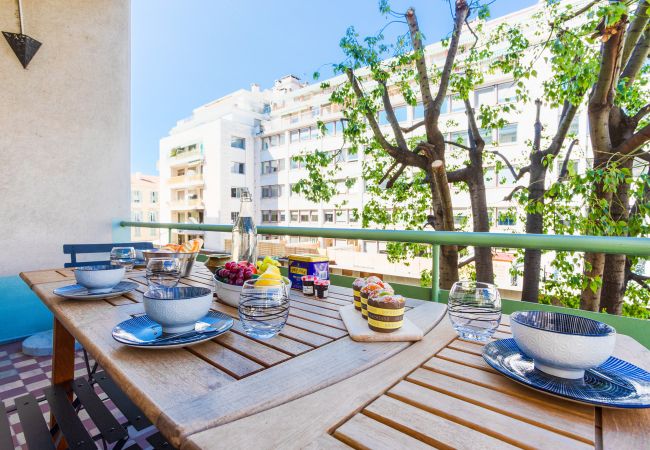 Terrasse avec coin repas