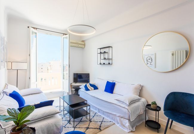 Appartement à Nice - COSY GARNIER by Riviera Holiday Homes  Appartement à Nice - COSY GARNIER by Riviera Holiday Homes