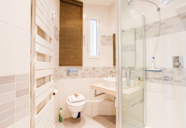 Appartement à Nice - COSY GARNIER by Riviera Holiday Homes  Appartement à Nice - COSY GARNIER by Riviera Holiday Homes