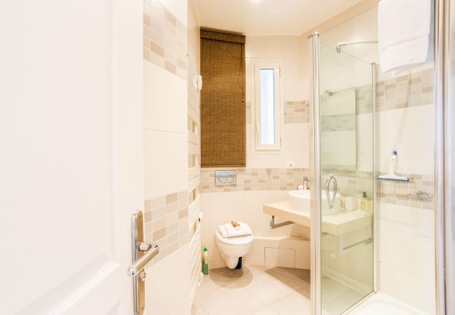 Appartement à Nice - COSY GARNIER by Riviera Holiday Homes  Appartement à Nice - COSY GARNIER by Riviera Holiday Homes