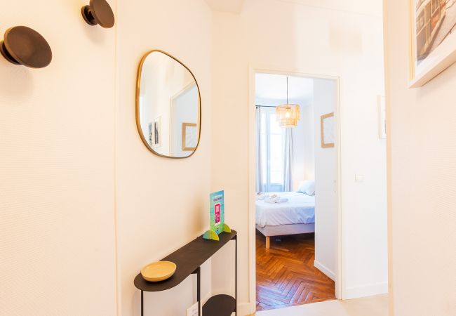 Appartement à Nice - COSY GARNIER by Riviera Holiday Homes  Appartement à Nice - COSY GARNIER by Riviera Holiday Homes