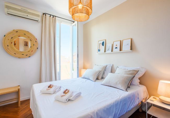 Appartement à Nice - COSY GARNIER by Riviera Holiday Homes  Appartement à Nice - COSY GARNIER by Riviera Holiday Homes