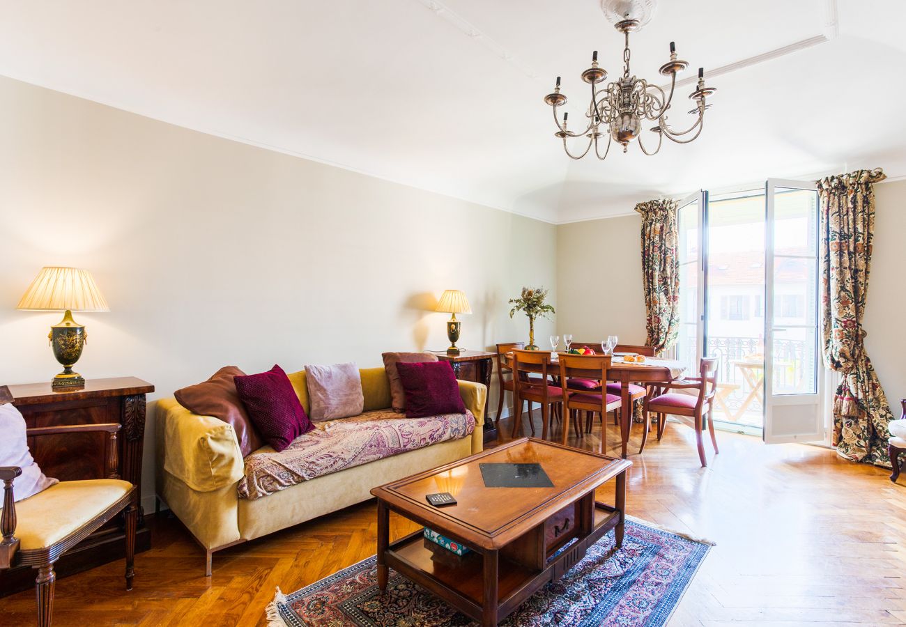 Appartement à Nice - LUNG ARNO  By Riviera Holiday Homes